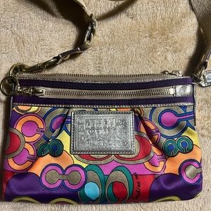 Coach poppy cross body.  Excellent condition